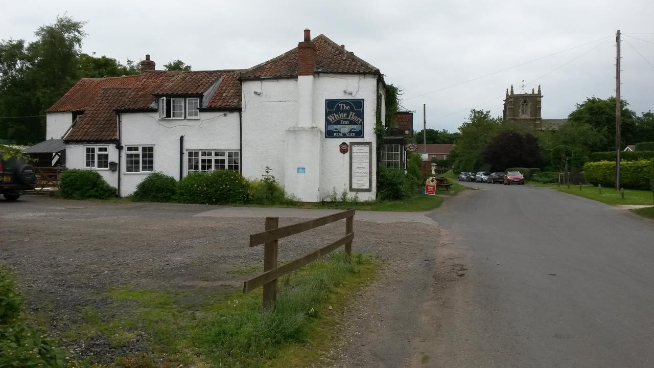 The White Hart Inn Tetford Dış mekan fotoğraf